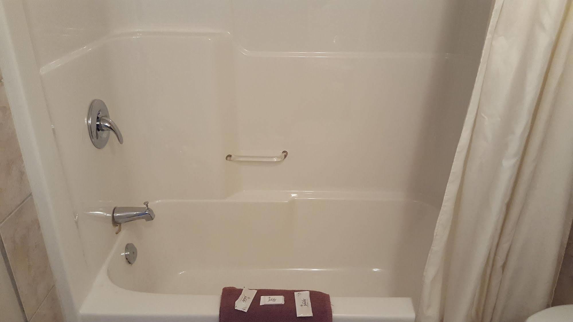 Aspen Motor Inn Drayton Valley Kültér fotó