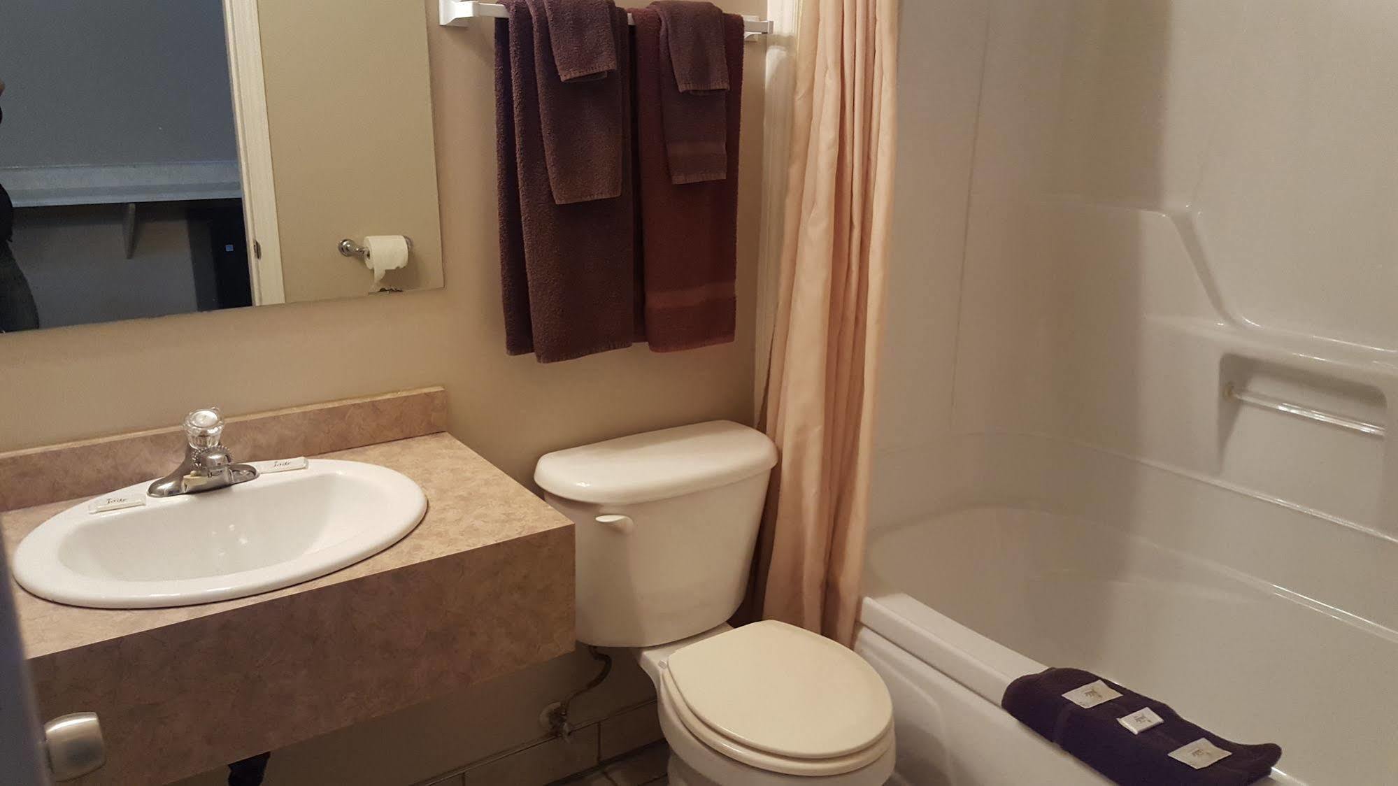 Aspen Motor Inn Drayton Valley Kültér fotó